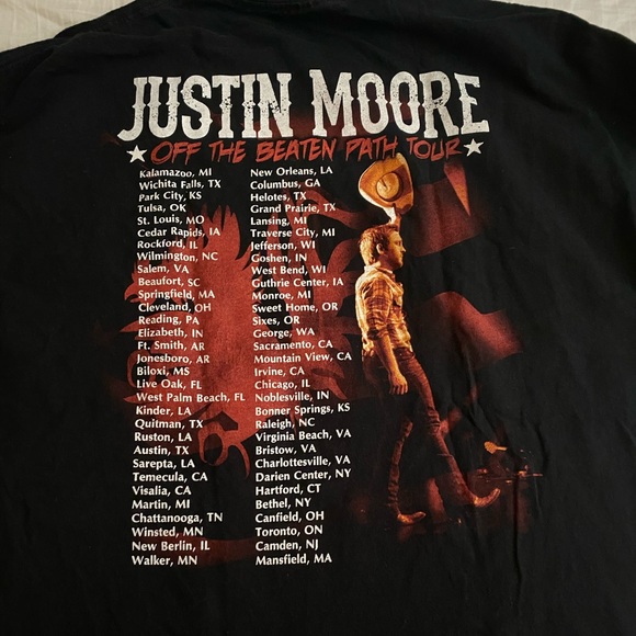 Country band t Justin Moore - Picture 2 of 2